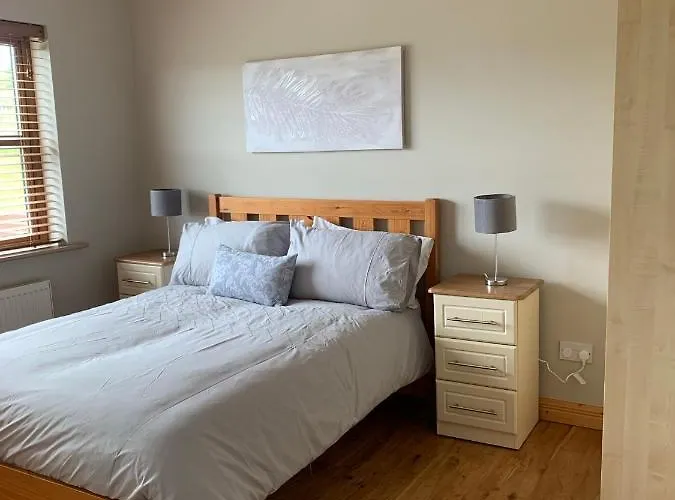 Feriehus Beyond The Waters Edge House